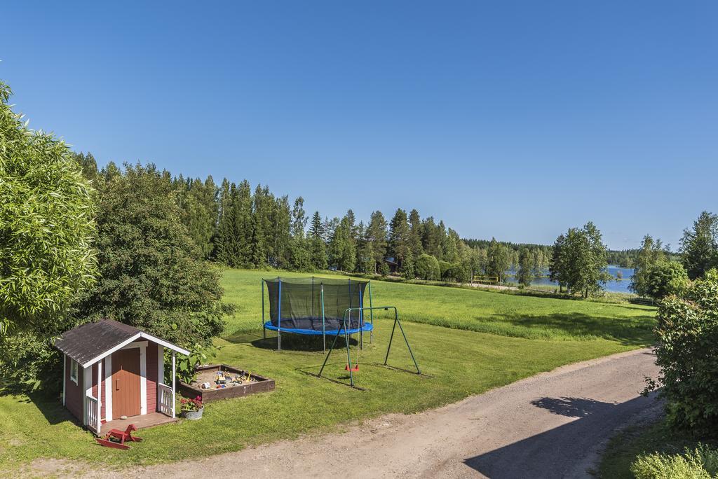 Hyvoelaen Talo Bed & Breakfast Ahtari Exterior photo
