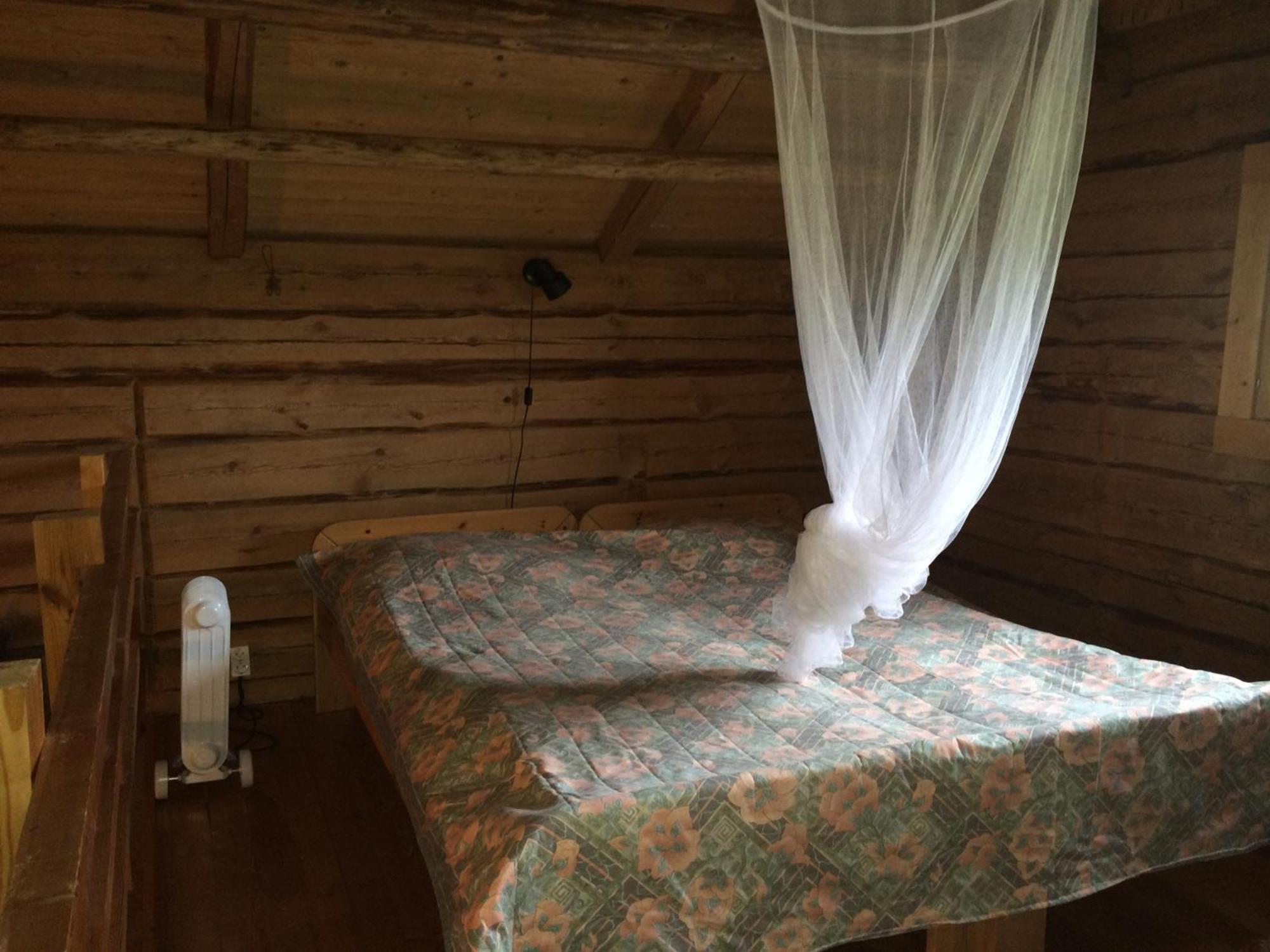 Hyvoelaen Talo Bed & Breakfast Ahtari Room photo