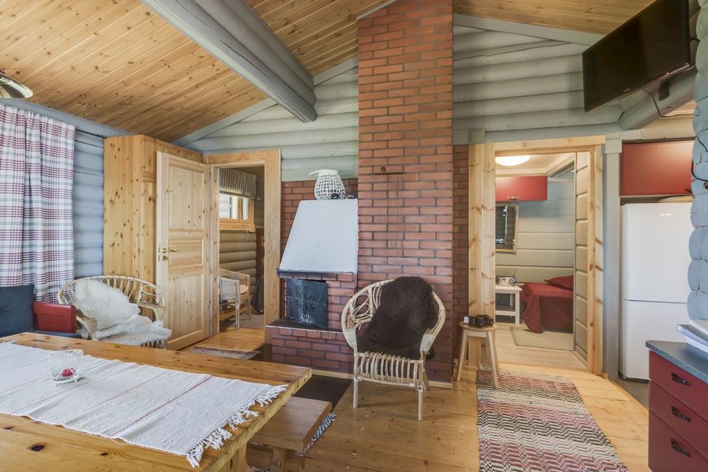 Hyvoelaen Talo Bed & Breakfast Ahtari Exterior photo