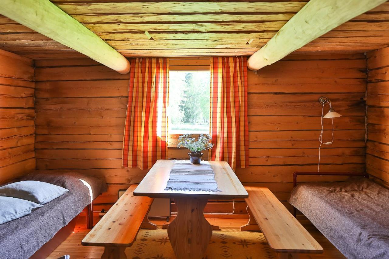 Hyvoelaen Talo Bed & Breakfast Ahtari Exterior photo
